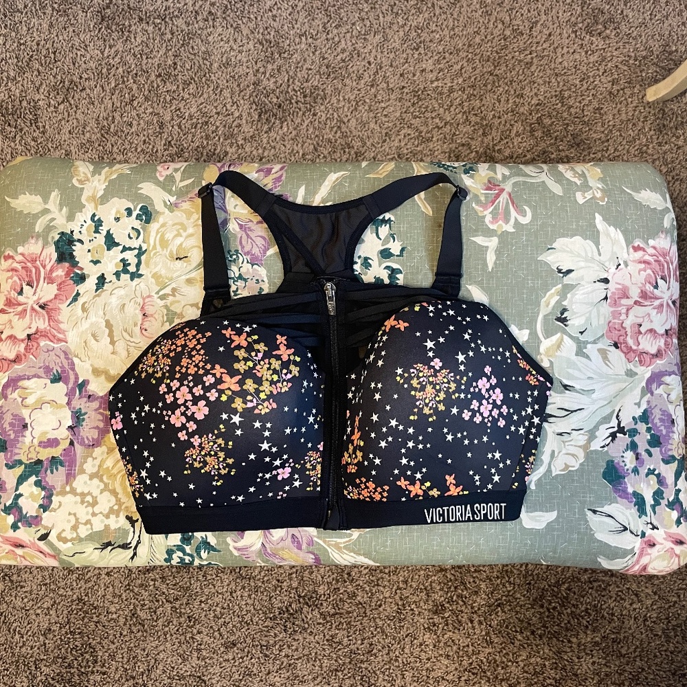Victoria Sport Sports Bra 36D